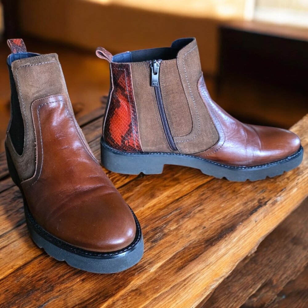 DORKING XINIA (8.5 - 9 ) D8377 Cognac/Red Print Heal Chelsea Boot by Fluchos